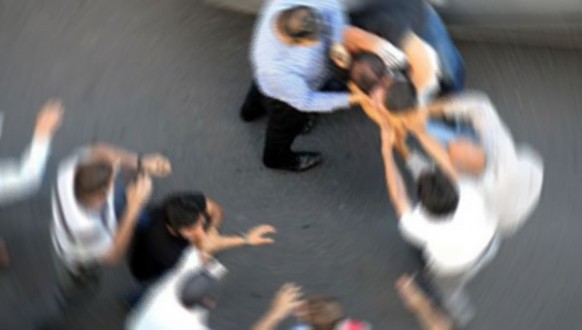 Van M Tipi Kapalı Cezaevinde Mahkumlar Arasında Kavga : 11 Yaralı...