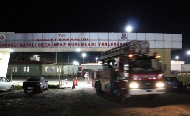 Kandıra T Tipi Cezaevinde Yangın Paniği...