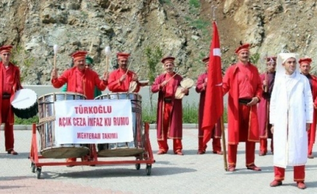 Türkoğlu Açık Cezaevi Mehter Takımından 100. Yıl Konseri...